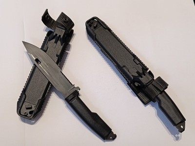 FBŁR_Bagnet-z-kabura-mocowaniem-pochwa-msbs-grot1