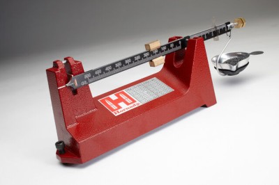 Hornady_Waga-szalkowa-analogowa-do-prochu-050109-balance-beam-scale.jpg