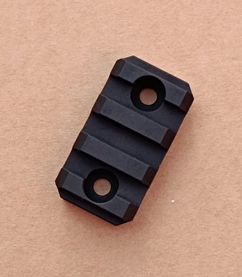 FBŁR-szyna-picatinny3-3-slotowa-m-lok-msbs-grot